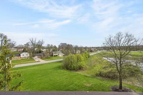 View/Area - 11570 Regency Square Ct, Cincinnati, OH 45231 photo 2 of 4