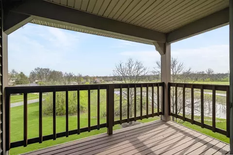Exterior - 11570 Regency Square Ct, Cincinnati, OH 45231 photo 3 of 10
