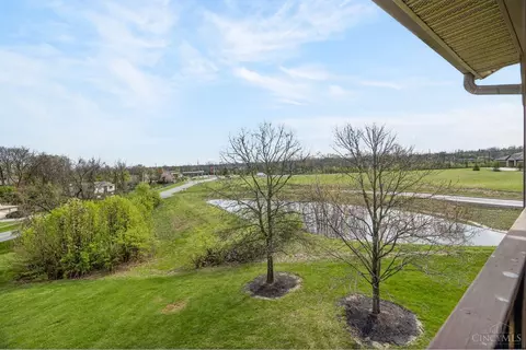 View/Area - 11570 Regency Square Ct, Cincinnati, OH 45231 photo 3 of 4
