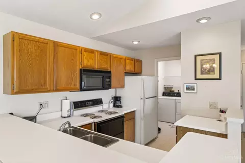 Kitchen - 11570 Regency Square Ct, Cincinnati, OH 45231 photo 1 of 4