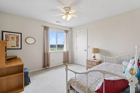 Bedroom - 11570 Regency Square Ct, Cincinnati, OH 45231 photo 4 of 4