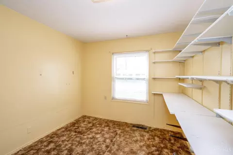 Bedroom - 654 Arlington Dr, Cincinnati, OH 45244 photo 1 of 6