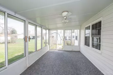 Exterior - 654 Arlington Dr, Cincinnati, OH 45244 photo 5 of 6