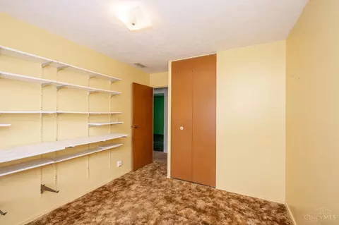 Bedroom - 654 Arlington Dr, Cincinnati, OH 45244 photo 2 of 6