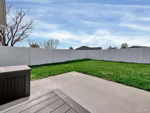Exterior - 604 Diamond Loop, Middletown, OH 45044 photo 9 of 11