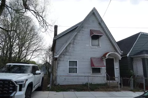 3742 Beekman St, Cincinnati, OH 45223