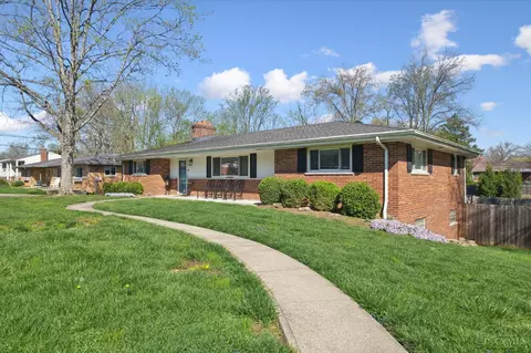 Exterior - 496 Elm Dr, Cincinnati, OH 45255 photo 3 of 10