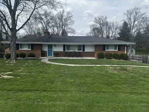 496 Elm Dr, Cincinnati, OH 45255