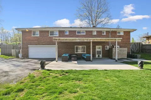 Exterior - 496 Elm Dr, Cincinnati, OH 45255 photo 5 of 10
