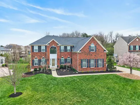 5559 Falling Wood Ct, Milford, OH 45150