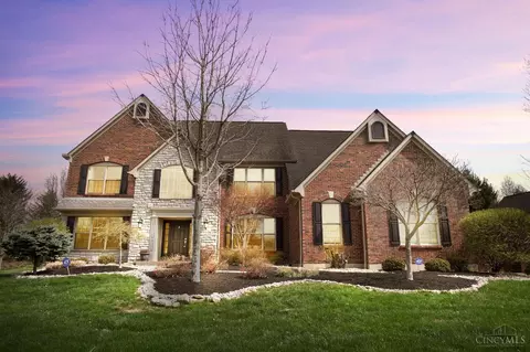 858 River Forest Dr, Hamilton Township, OH 45039