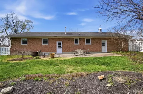 Exterior - 202 Sands Ave, Monroe, OH 45050 photo 6 of 17