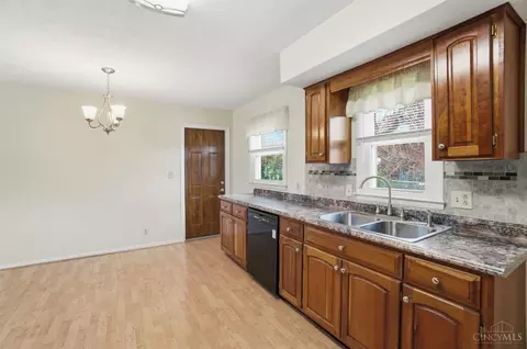 Kitchen - 202 Sands Ave, Monroe, OH 45050 photo 6 of 6
