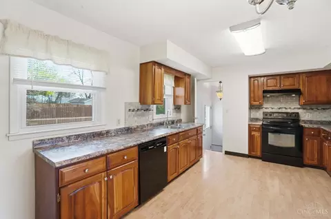 Kitchen - 202 Sands Ave, Monroe, OH 45050 photo 1 of 6