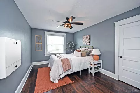 Bedroom - 4147 Maple Dr, Cincinnati, OH 45209 photo 1 of 6