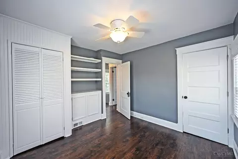 Bedroom - 4147 Maple Dr, Cincinnati, OH 45209 photo 6 of 6