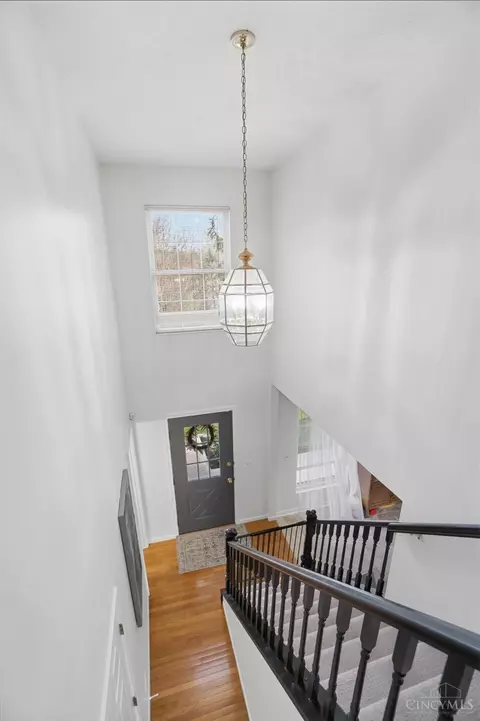 Entry Way - 6420 Copperleaf Ln, Cincinnati, OH 45230 photo 4 of 4