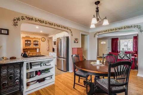 Dining - 46 Forest Ave, Wyoming, OH 45215 photo 2 of 2