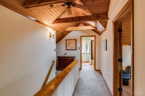Entry Way - 46 Forest Ave, Wyoming, OH 45215 photo 4 of 4