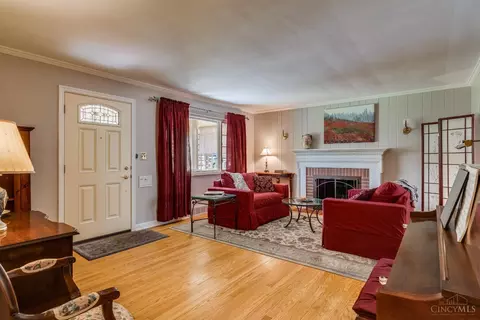 Living - 46 Forest Ave, Wyoming, OH 45215 photo 2 of 6