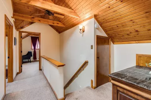Entry Way - 46 Forest Ave, Wyoming, OH 45215 photo 3 of 4