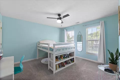 Bedroom - 292 Coyote Dr, Hamilton Township, OH 45039 photo 5 of 8