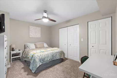 Bedroom - 292 Coyote Dr, Hamilton Township, OH 45039 photo 8 of 8