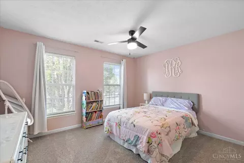 Bedroom - 292 Coyote Dr, Hamilton Township, OH 45039 photo 3 of 8