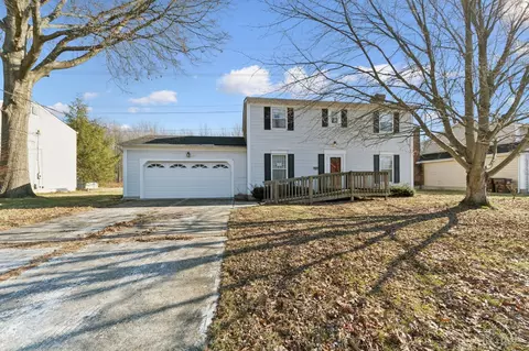 5885 Wade Rd, Milford, OH 45150