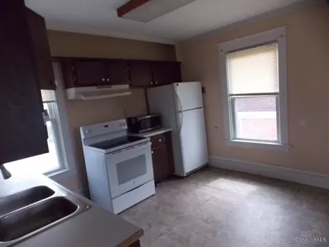 Kitchen - 3940 Delmar Ave, Cheviot, OH 45211 photo 2 of 2