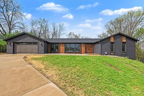 22 Dow Ct, Fairfield, OH 45014