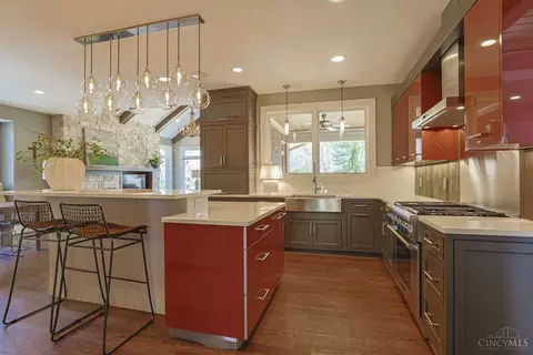 Kitchen - 6340 Miami Rd, Cincinnati, OH 45243 photo 6 of 7