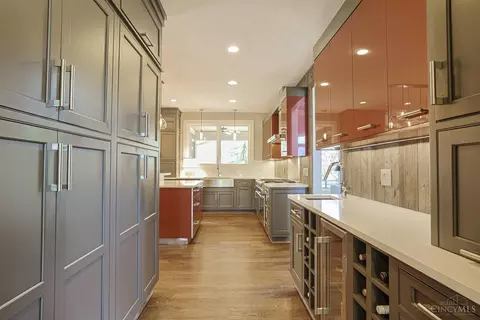Kitchen - 6340 Miami Rd, Cincinnati, OH 45243 photo 5 of 7