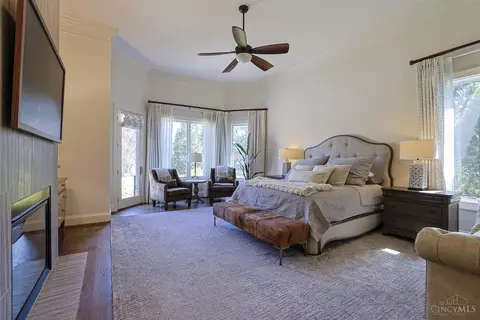 Bedroom - 6340 Miami Rd, Cincinnati, OH 45243 photo 1 of 10