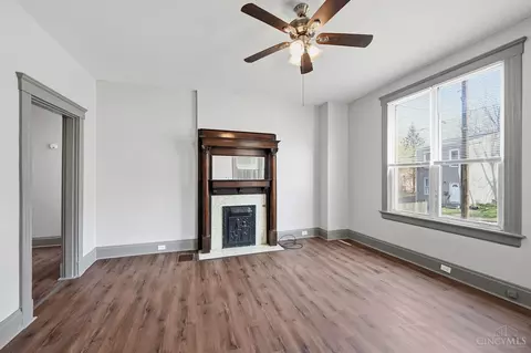 Living - 1011 Mcpherson, Cincinnati, OH 45205 photo 2 of 4