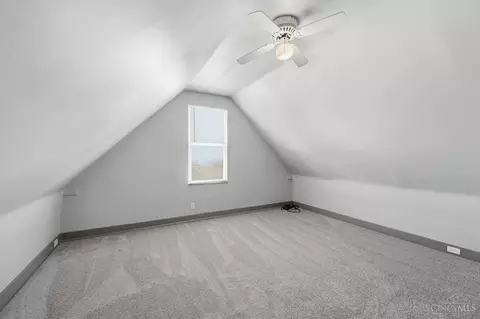Bedroom - 1011 Mcpherson, Cincinnati, OH 45205 photo 8 of 9