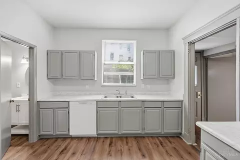 Kitchen - 1011 Mcpherson, Cincinnati, OH 45205 photo 3 of 3