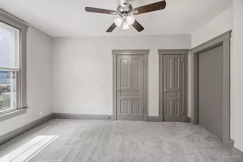 Bedroom - 1011 Mcpherson, Cincinnati, OH 45205 photo 2 of 9