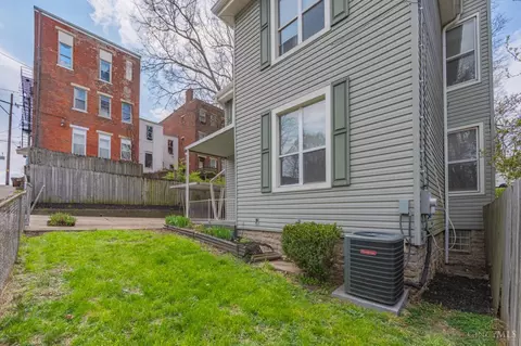 Exterior - 1011 Mcpherson, Cincinnati, OH 45205 photo 3 of 3