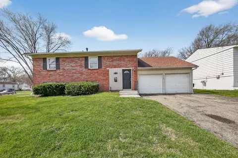 9738 Dunraven Dr, Colerain Twp, OH 45251