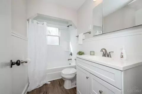 Bath - 4833 Fairview Ave, Blue Ash, OH 45242 photo 1 of 2