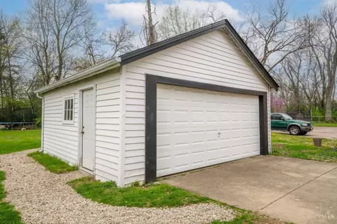 Exterior - 4833 Fairview Ave, Blue Ash, OH 45242 photo 5 of 8