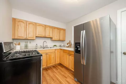 Kitchen - 4833 Fairview Ave, Blue Ash, OH 45242 photo 5 of 5