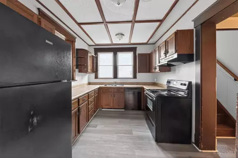 Kitchen - 8627 Reading Rd, Reading, OH 45215 photo 1 of 3