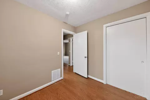 Bedroom - 8634 Daly Rd, Cincinnati, OH 45231 photo 1 of 3