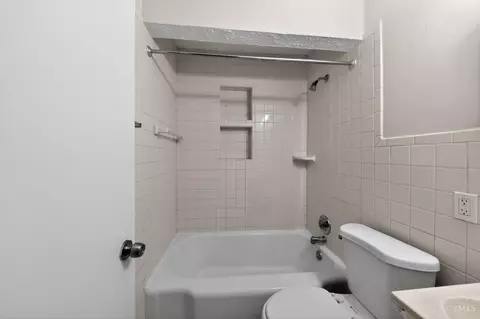 Bath - 8634 Daly Rd, Cincinnati, OH 45231 photo 3 of 5