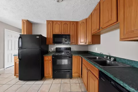 Kitchen - 8634 Daly Rd, Cincinnati, OH 45231 photo 2 of 3