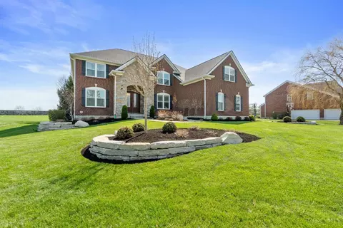 4598 Braid Ln, Mason, OH 45040