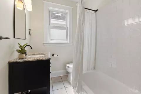Bath - 3930 Briggs Pl, Cincinnati, OH 45209 photo 1 of 1
