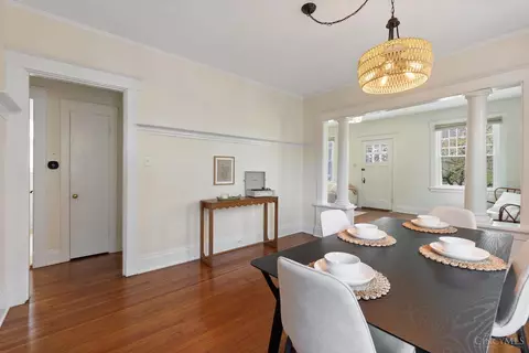 Dining - 3930 Briggs Pl, Cincinnati, OH 45209 photo 3 of 3